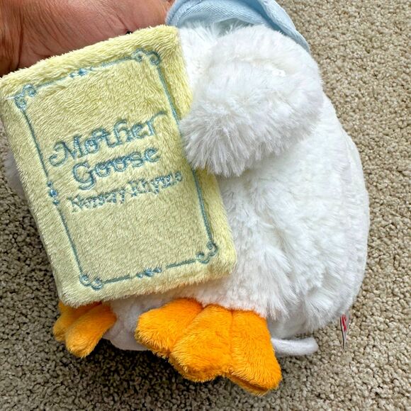 Cuddle Barn Blue Bonnet Mother Goose Nursery Rhymes Animated 14" Plush Toy - Picture 3 of 6